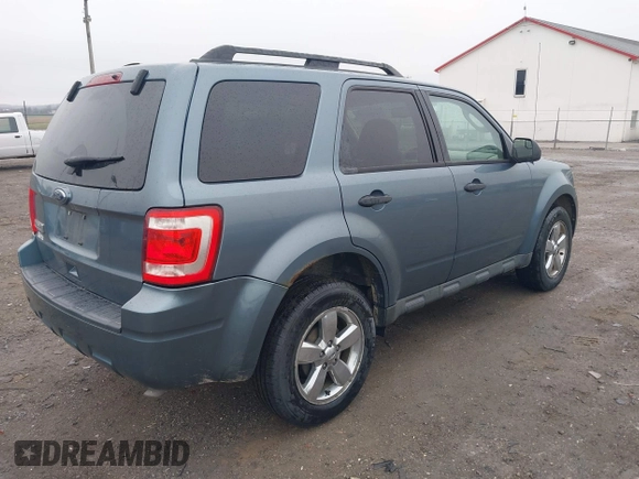 2010 Ford Escape XLT с VIN 1FMCU9D77AKD37005, выставлен на аукционе IAAI как лот 41948357 с пробегом 305 650 миль миль и . История ставок и продаж доступна на DreamBid. Изображение 4.