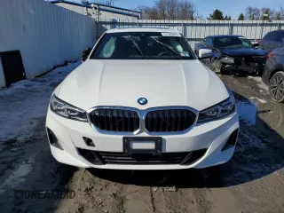 2024 BMW 3 Series 330i xDrive with VIN 3MW89FF07R8E23225, listed as a Copart auction lot 47425445 with 0 mi miles and Salvage Title. Bid and sale history available at carsss.com. Image 5.