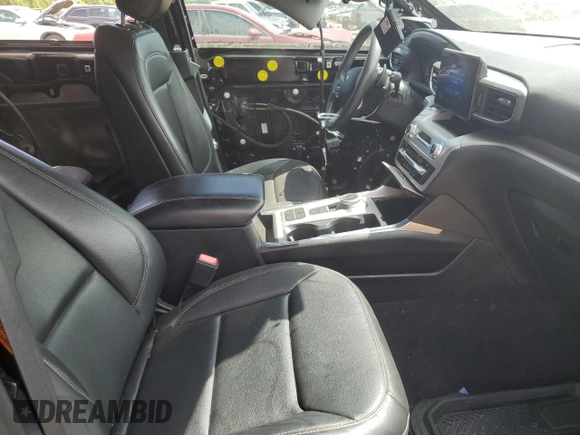 2020 Ford Explorer XLT z VIN 1FMSK7DH1LGD16140, wystawiony jako Copart lot #53114445 z przebiegiem 83 164 mil mil oraz Szkoda całkowita • Salvage title. Historia ofert i sprzedaży dostępna na DreamBid. Obrazek 7.