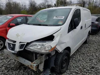 2018 Nissan NV200 Compact Cargo S with VIN 3N6CM0KN6JK692945, listed as a Copart auction lot 70403454 with 196,700 mi miles and Salvage Title. Bid and sale history available at carsss.com. Image 1.