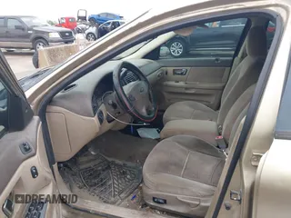 2001 Ford Taurus SES with VIN 1FAFP55U71A194476, listed as a IAAI auction lot 42094306 with 110,910 mi miles. Bid and sale history available at carsss.com. Image 5.