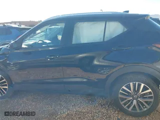 2021 Nissan Kicks SV with VIN 3N1CP5CV0ML526153, listed as a IAAI auction lot 41882699 with 63,322 mi miles. Bid and sale history available at carsss.com. Image 14.