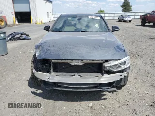 2015 BMW 3 Series 335i xDrive с VIN WBA3B9G53FNR93869, выставлен на аукционе Copart как лот 62071505 с пробегом 60 225 миль миль и Списание • Salvage title. История ставок и продаж доступна на DreamBid. Изображение 5.
