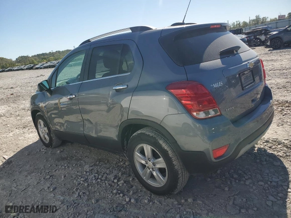 2019 Chevrolet Trax LT with VIN KL7CJLSB2KB938595, listed as a Copart auction lot 74458434 with 39,359 mi miles and Salvage Title. Bid and sale history available at carsss.com. Image 2.