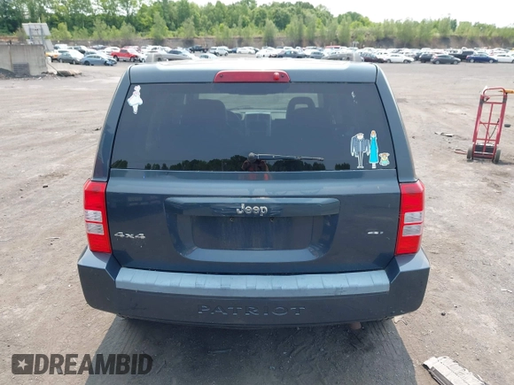 2008 Jeep Patriot Sport with VIN 1J8FF28W48D588723, listed as a IAAI auction lot 42394617 with 112,266 mi miles and . Bid and sale history available at DreamBid. Image 16.