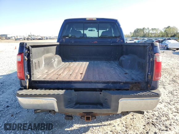 2008 Ford F-250 XL z VIN 1FTSW21Y18EB36076, wystawiony jako Copart lot #50083775 z przebiegiem 187 683 mil mil oraz Nie do naprawy • Non repairable. Historia ofert i sprzedaży dostępna na DreamBid. Obrazek 6.