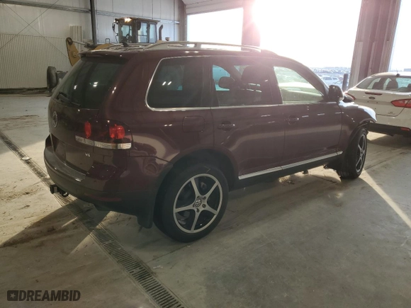 2008 Volkswagen Touareg 2 V6 with VIN WVGLE77L78D045170, listed as a Copart auction lot 82721534 with 94,156 mi miles and Salvage Title. Bid and sale history available at carsss.com. Image 3.