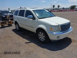 2007 Chrysler Aspen Limited z VIN 1A8HX58217F525683, wystawiony jako IAAI lot #42346716 z przebiegiem 124 427 mil mil oraz . Historia ofert i sprzedaży dostępna na DreamBid. Obrazek 1.
