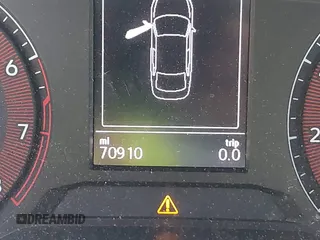 2019 Volkswagen Jetta S z VIN 3VWC57BU1KM116991, wystawiony jako IAAI lot #42377777 z przebiegiem 70 910 mil mil oraz . Historia ofert i sprzedaży dostępna na DreamBid. Obrazek 15.