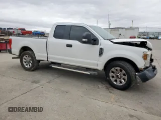 2019 Ford F-250 XL with VIN 1FT7X2A60KEC61451, listed as a Copart auction lot 51458805 with 193,809 mi miles and Salvage title. Bid and sale history available at DreamBid. Image 4.
