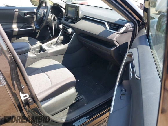 2020 Toyota RAV4 XLE with VIN 2T3P1RFV7LW111230, listed as a IAAI auction lot 40012870 with 22,444 mi miles. Bid and sale history available at carsss.com. Image 5.