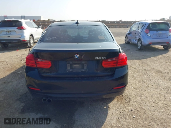 2013 BMW 3 Series 328i with VIN WBA3C1C51DF440679, listed as a IAAI auction lot 41533587 with 184,812 mi miles. Bid and sale history available at carsss.com. Image 16.