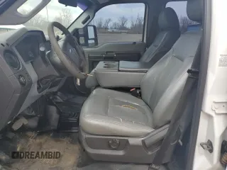 2015 Ford F-350 Platinum z VIN 1FT8W3BT5FEA59938, wystawiony jako Copart lot #49614125 z przebiegiem 244 214 mil mil oraz Tytuł czysty. Historia ofert i sprzedaży dostępna na DreamBid. Obrazek 7.