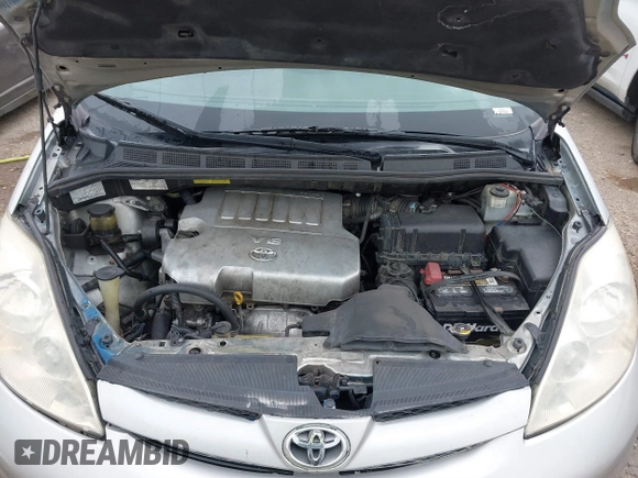 2010 Toyota Sienna XLE with VIN 5TDYK4CC0AS306284, listed as a IAAI auction lot 41736735 with 323,886 mi miles and . Bid and sale history available at carsss.com. Image 10.