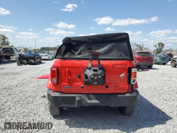 2022 Ford Bronco with VIN 1FMDE5BH7NLA89196, listed as a Copart auction lot 55729305 with 35,813 mi miles and Non Repairable. Bid and sale history available at DreamBid. Image 6.