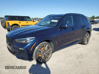 2021 BMW X5 M50i with VIN 5UXJU4C06M9F06155, listed as a Copart auction lot 86296724 with 59,608 mi miles and Salvage Title. Bid and sale history available at carsss.com. Image 1.