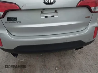 2014 Kia Sorento LX with VIN 5XYKTCA62EG522196, listed as a IAAI auction lot 42037774 with 1 mi miles. Bid and sale history available at carsss.com. Image 12.