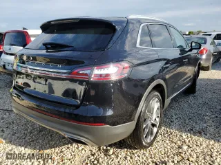 2021 Lincoln Nautilus Reserve with VIN 2LMPJ8KP7MBL16181, listed as a Copart auction lot 49482623 with 18,533 mi miles. Bid and sale history available at carsss.com. Image 3.