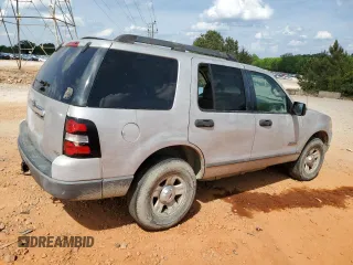 2006 Ford Explorer XLS with VIN 1FMEU72E06UB03315, listed as a Copart auction lot 55538205 with 172,918 mi miles and Salvage title. Bid and sale history available at DreamBid. Image 3.