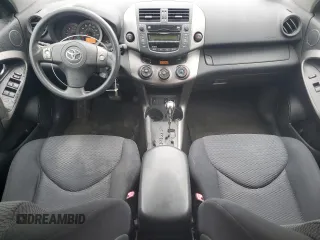 2010 Toyota RAV4 Sport z VIN JTMRK4DV9A5090168, wystawiony jako Copart lot #64210535 z przebiegiem 180 328 mil mil oraz Czysty tytuł • Clean title. Historia ofert i sprzedaży dostępna na DreamBid. Obrazek 8.