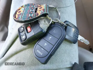 2006 Mercury Mariner Luxury с VIN 4M2YU571X6DJ08480, выставлен на аукционе IAAI как лот 41094486 с пробегом 138 138 миль миль и . История ставок и продаж доступна на DreamBid. Изображение 11.