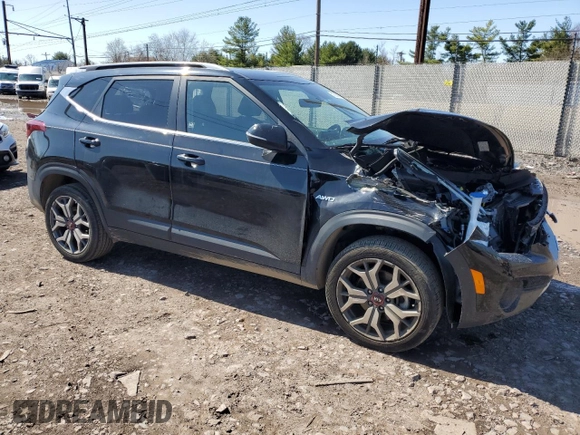 2021 Kia Seltos S with VIN KNDEUCA25M7096104, listed as a Copart auction lot 51390905 with 46,774 mi miles and Salvage Title. Bid and sale history available at carsss.com. Image 4.