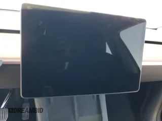 2024 Tesla Model Y Long Range z VIN 7SAYGDEE6RF032348, wystawiony jako Copart lot #58158355 z przebiegiem Nie podano mil oraz Szkoda całkowita • Salvage title. Historia ofert i sprzedaży dostępna na DreamBid. Obrazek 9.
