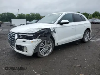 2018 Audi Q5 Premium Plus with VIN WA1BNAFY3J2082867, listed as a Copart auction lot 61017895 with 85,070 mi miles and Salvage title. Bid and sale history available at DreamBid. Image 1.