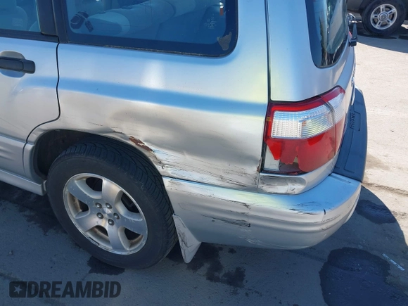 2002 Subaru Forester S w/Premium Pkg with VIN JF1SF65602H727253, listed as a IAAI auction lot 41678044 with 314,643 mi miles. Bid and sale history available at carsss.com. Image 6.