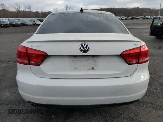 2015 Volkswagen Passat Sport z VIN 1VWBT7A35FC026650, wystawiony jako Copart lot #79938174 z przebiegiem 109 921 mil mil oraz Szkoda całkowita • Salvage title. Historia ofert i sprzedaży dostępna na DreamBid. Obrazek 6.