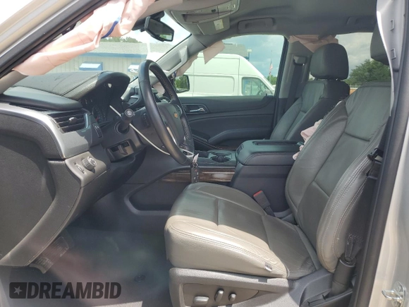 2020 Chevrolet Suburban LS с VIN 1GNSCGKC6LR183119, выставлен на аукционе Copart как лот 54466925 с пробегом 87 978 миль миль и Списание • Salvage title. История ставок и продаж доступна на DreamBid. Изображение 7.
