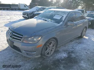 2014 Mercedes-Benz C-Class C 300 Sport with VIN WDDGF8AB4ER319308, listed as a IAAI auction lot 41332807 with 113,148 mi miles. Bid and sale history available at carsss.com. Image 17.