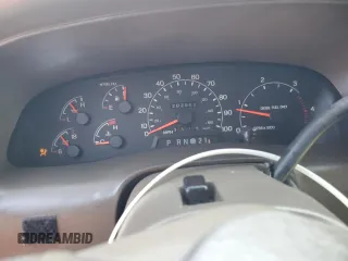 2001 Ford Excursion Limited с VIN 1FMNU42F31EB63664, выставлен на аукционе Copart как лот 52858005 с пробегом 202 962 миль миль и Списание • Salvage title. История ставок и продаж доступна на DreamBid. Изображение 9.