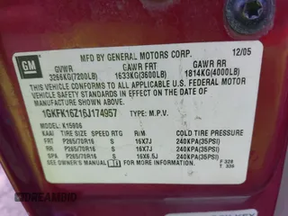 2006 GMC Yukon XL SLT with VIN 1GKFK16Z16J174957, listed as a IAAI auction lot 41668757 with 203,849 mi miles. Bid and sale history available at carsss.com. Image 9.