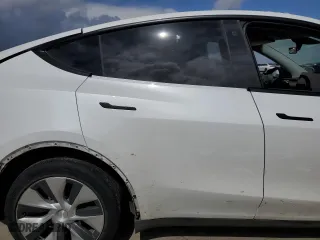 2023 Tesla Model Y Long Range with VIN 7SAYGDEE3PF693316, listed as a Copart auction lot 49501945 with 0 mi miles and Salvage Title. Bid and sale history available at carsss.com. Image 10.
