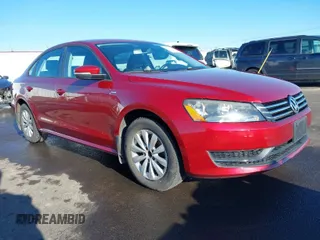 2015 Volkswagen Passat 1.8T Wolfsburg Ed with VIN 1VWAT7A34FC014548, listed as a IAAI auction lot 41402629 with 90,133 mi miles. Bid and sale history available at carsss.com. Image 1.