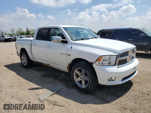 2010 Dodge 1500 SLT z VIN 1D7RV1CTXAS165523, wystawiony jako Copart lot #56001795 z przebiegiem 154 404 mil mil oraz Szkoda całkowita • Salvage title. Historia ofert i sprzedaży dostępna na DreamBid. Obrazek 4.