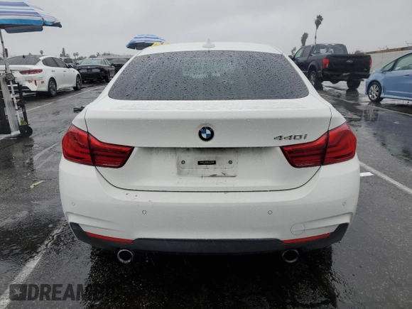 2018 BMW 4 Series 440i with VIN WBA4J5C54JBF07105, listed as a Copart auction lot 45203205 with 62,112 mi miles and Salvage Title. Bid and sale history available at DreamBid. Image 6.