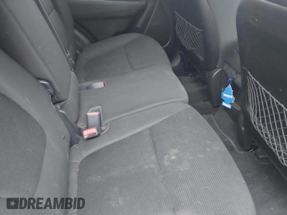 2015 Kia Sorento LX with VIN 5XYKTCA61FG573531, listed as a IAAI auction lot 42086854 with 226,393 mi miles. Bid and sale history available at carsss.com. Image 8.