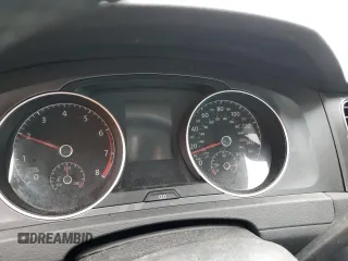 2017 Volkswagen Golf S z VIN 3VWH17AU4HM517172, wystawiony jako Copart lot #54742315 z przebiegiem Nie podano mil oraz Szkoda całkowita • Salvage title. Historia ofert i sprzedaży dostępna na DreamBid. Obrazek 9.