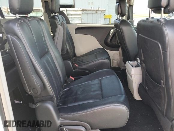 2016 Chrysler Town & Country Touring with VIN 2C4RC1BG0GR173581, listed as a Copart auction lot 51011515 with 111,858 mi miles and Salvage Title. Bid and sale history available at carsss.com. Image 11.