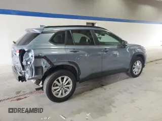 2024 Toyota Corolla Cross LE z VIN 7MUBAABG7RV106693, wystawiony jako Copart lot #53959255 z przebiegiem 25 874 mil mil oraz Szkoda całkowita • Salvage title. Historia ofert i sprzedaży dostępna na DreamBid. Obrazek 3.