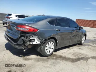 2019 Ford Fusion S with VIN 3FA6P0G77KR146977, listed as a Copart auction lot 50075255 with 47,473 mi miles and Salvage Title. Bid and sale history available at carsss.com. Image 3.
