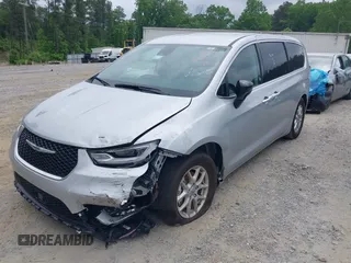 2024 Chrysler Pacifica Touring L with VIN 2C4RC1BG8RR139066, listed as a IAAI auction lot 42150531 with 18,777 mi miles and . Bid and sale history available at DreamBid. Image 22.