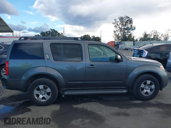 2008 Nissan Pathfinder SE with VIN 5N1AR18U88C606823, listed as a IAAI auction lot 41266052 with 158,182 mi miles. Bid and sale history available at carsss.com. Image 13.