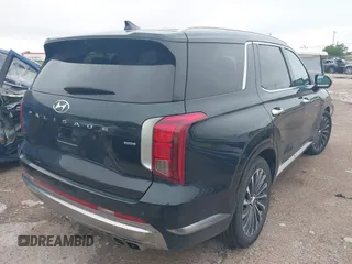 2024 Hyundai Palisade Calligraphy z VIN KM8R7DGE9RU682812, wystawiony jako IAAI lot #42418008 z przebiegiem 27 716 mil mil oraz . Historia ofert i sprzedaży dostępna na DreamBid. Obrazek 4.