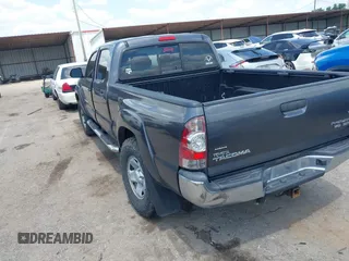 2013 Toyota Tacoma PreRunner with VIN 5TFKU4HN8DX004458, listed as a IAAI auction lot 42371898 with 142,532 mi miles and . Bid and sale history available at DreamBid. Image 3.