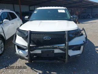 2021 Ford Police Interceptor Utility z VIN 1FM5K8AB0MGB04298, wystawiony jako IAAI lot #40204106 z przebiegiem 74 293 mil mil oraz . Historia ofert i sprzedaży dostępna na DreamBid. Obrazek 12.