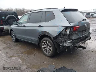 2021 Volkswagen Tiguan S with VIN 3VV0B7AX3MM026708, listed as a IAAI auction lot 41527399 with 80,061 mi miles. Bid and sale history available at carsss.com. Image 3.