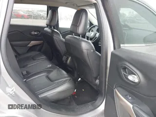 2018 Jeep Cherokee Limited with VIN 1C4PJMDB6JD521944, listed as a IAAI auction lot 41427985 with 120,245 mi miles. Bid and sale history available at carsss.com. Image 8.